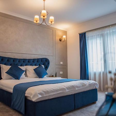 Boga Rooms Sinaia Bagian luar foto