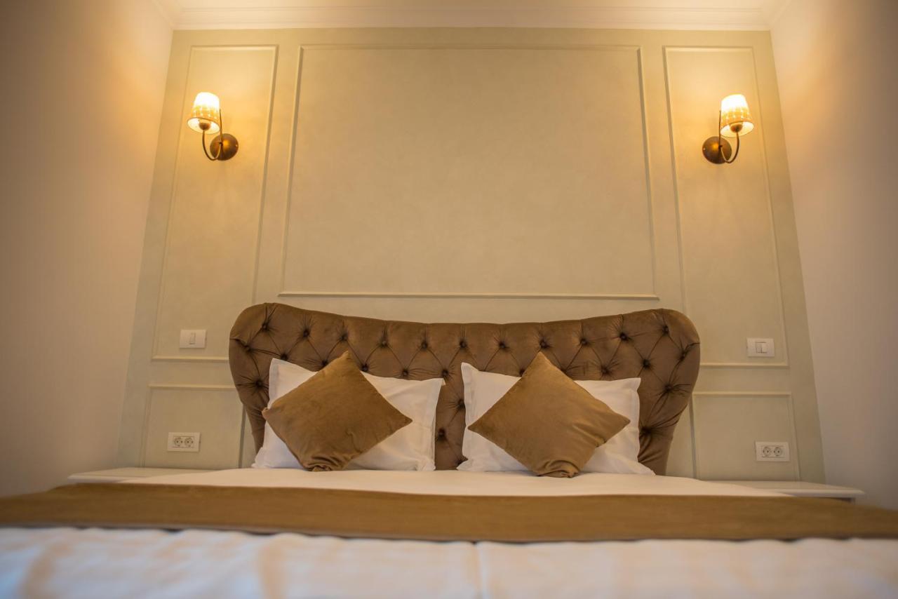 Boga Rooms Sinaia Bagian luar foto