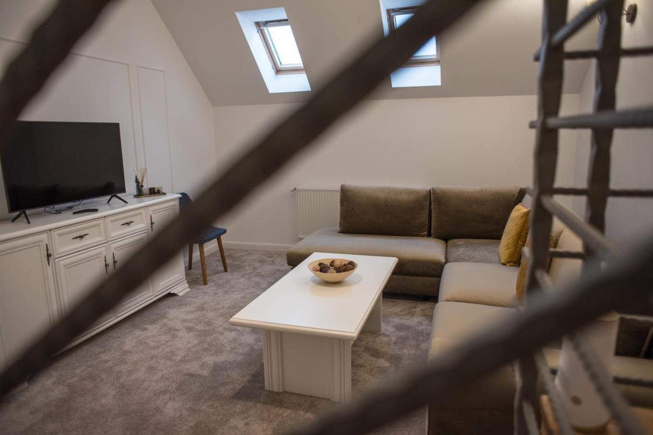 Boga Rooms Sinaia Bagian luar foto