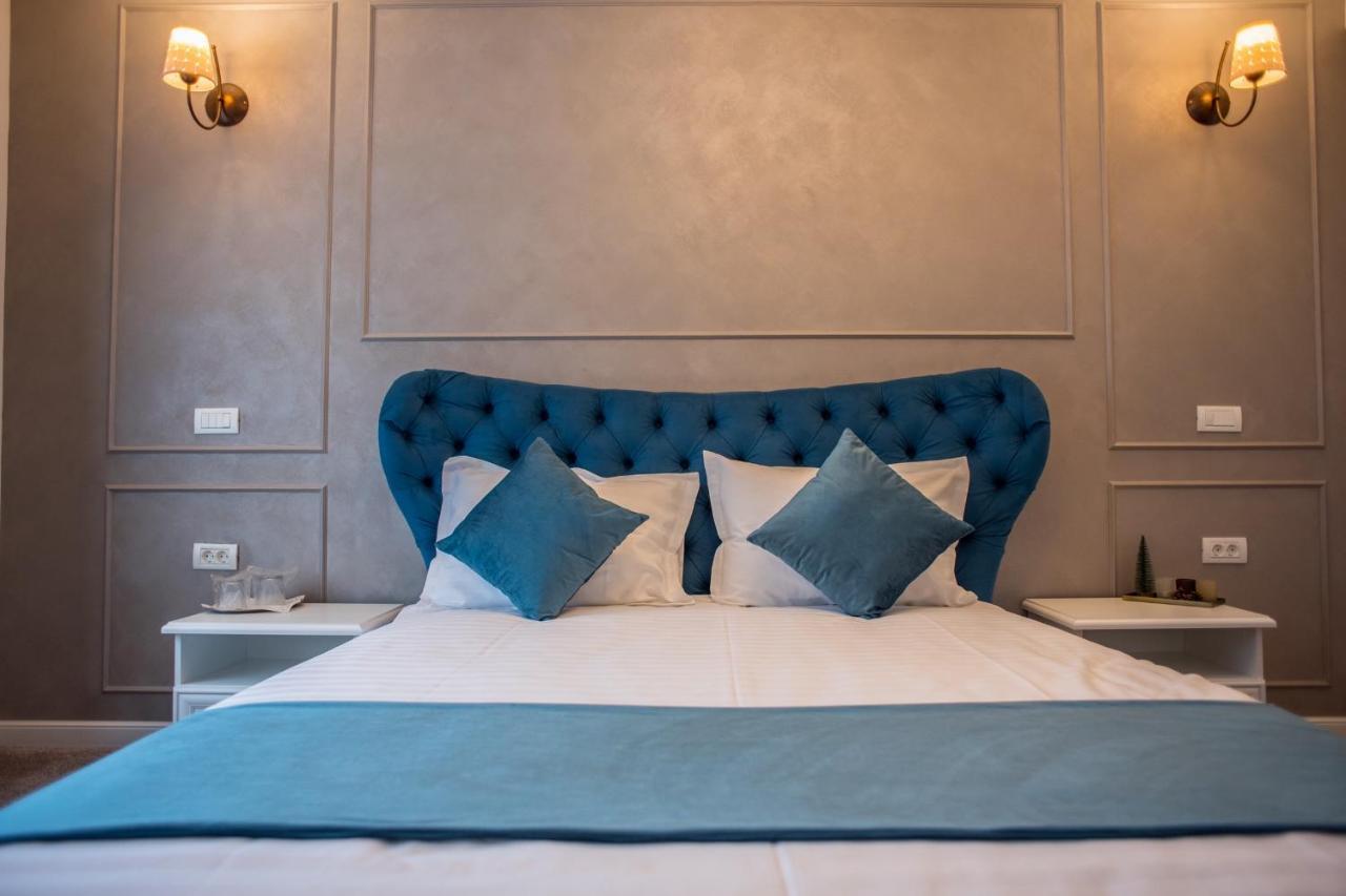 Boga Rooms Sinaia Bagian luar foto