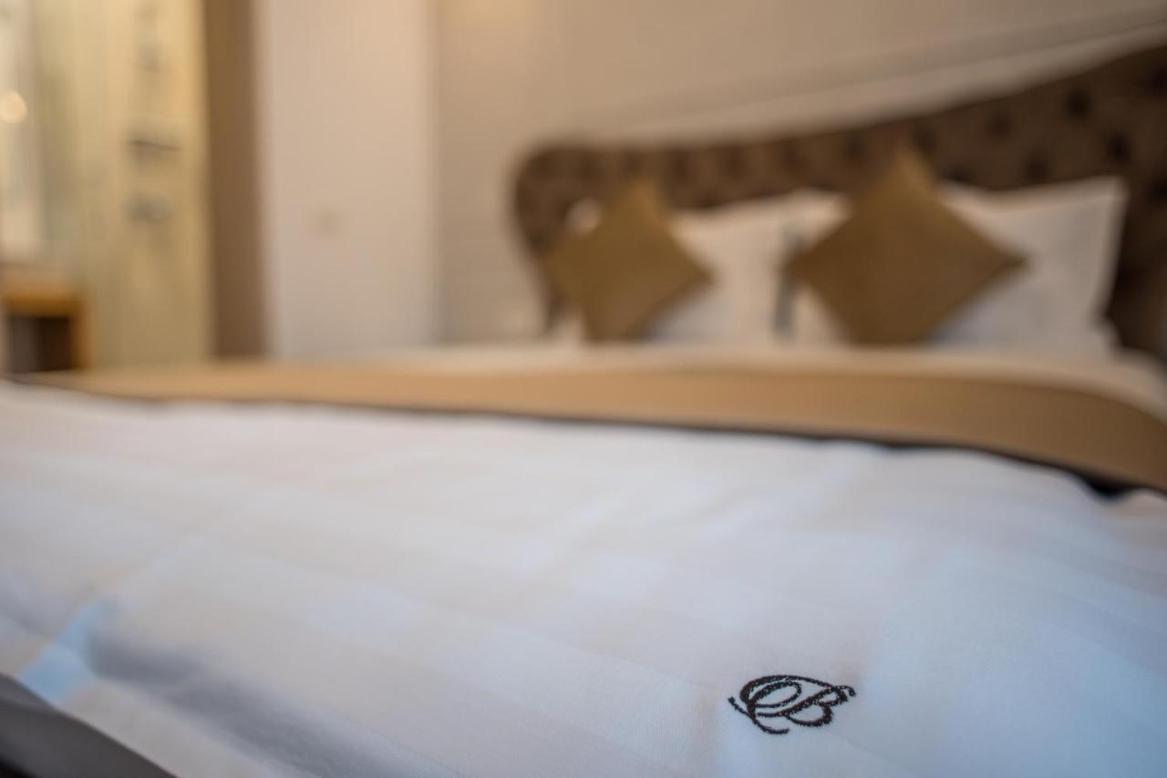 Boga Rooms Sinaia Bagian luar foto