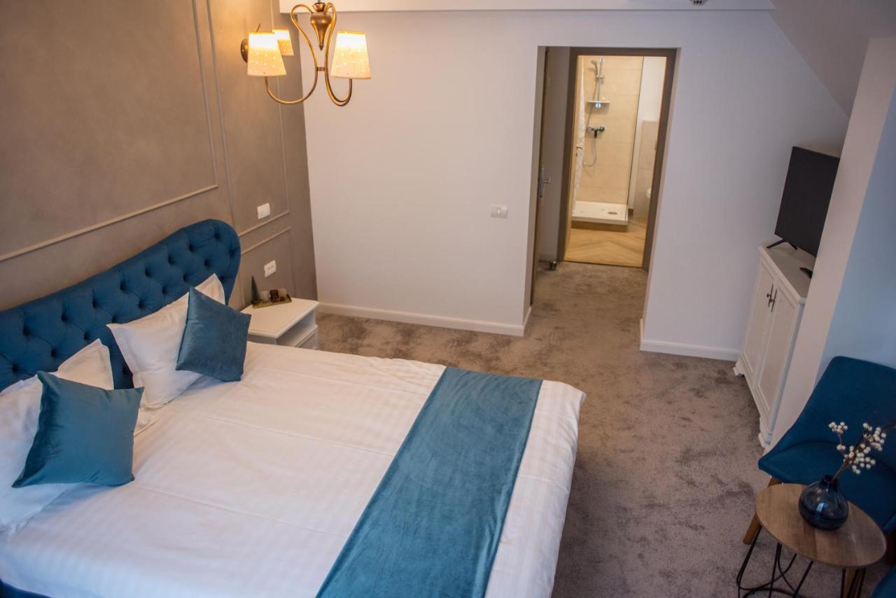 Boga Rooms Sinaia Bagian luar foto